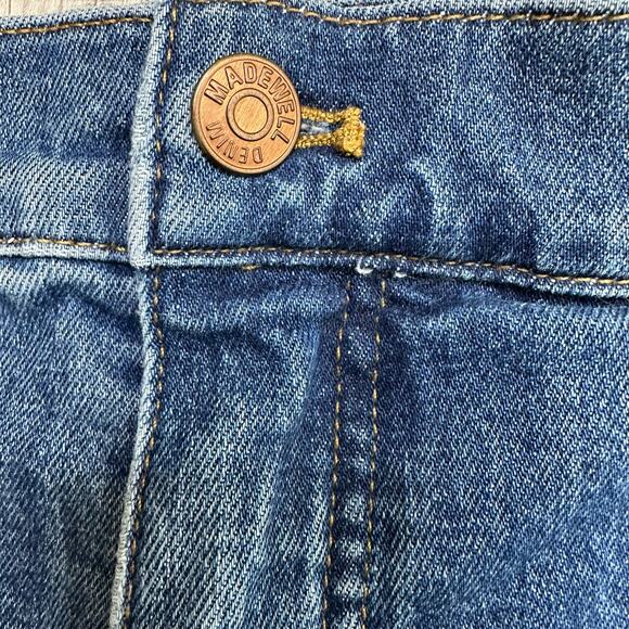Madewell High Rise Denim Shorts Women's 35 Blue Plus Raw Hem Medium Wash #F7019 - Picture 4 of 9